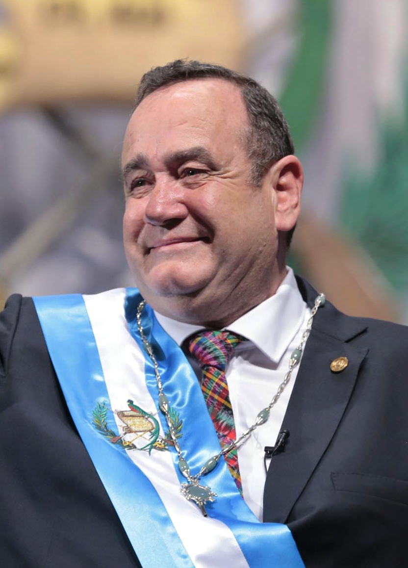 Alejandro Giammattei photo