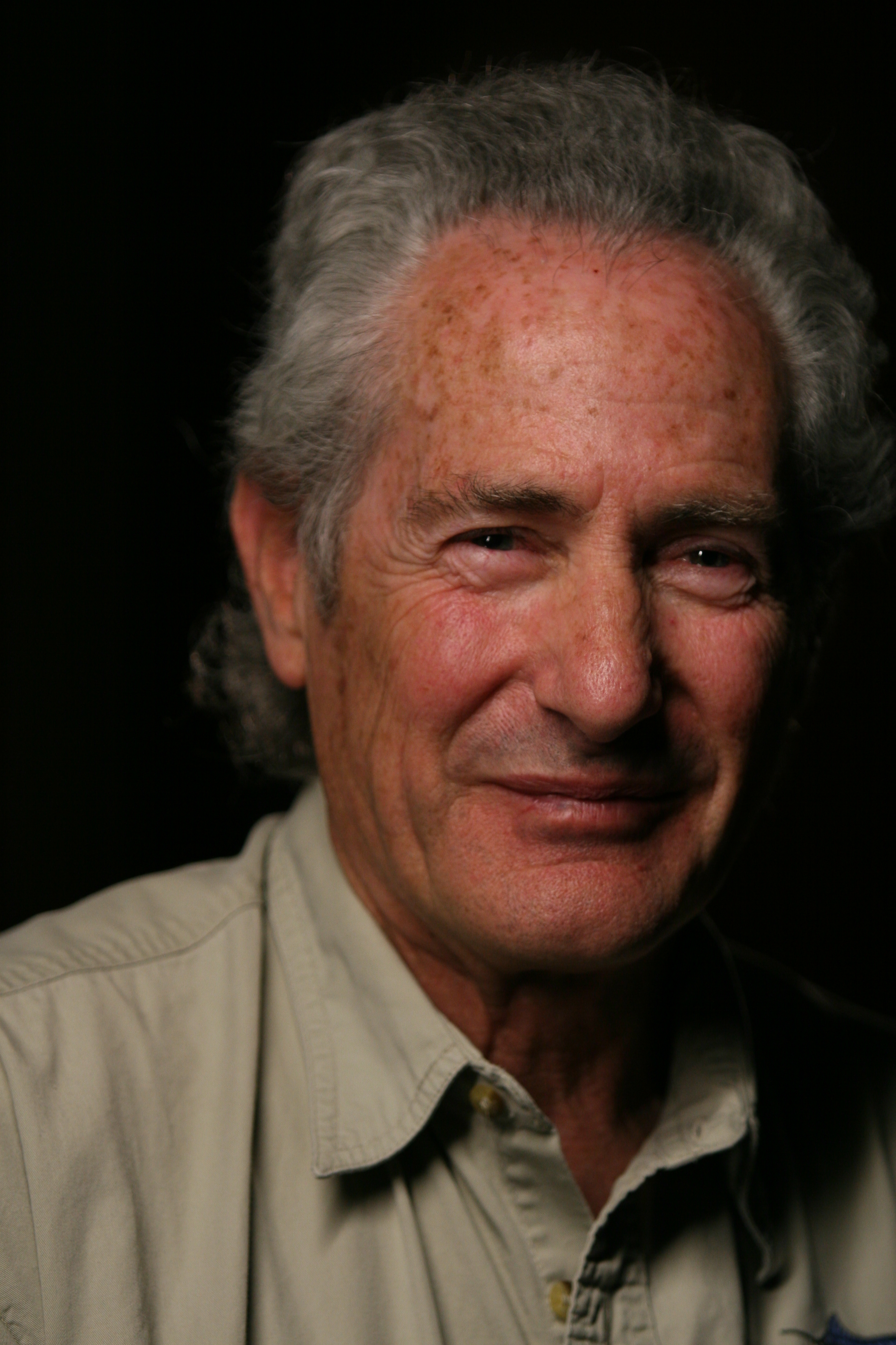 Barry Gifford photo