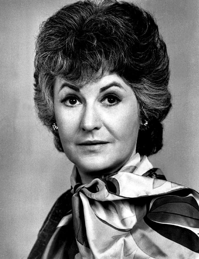 Beatrice Arthur photo