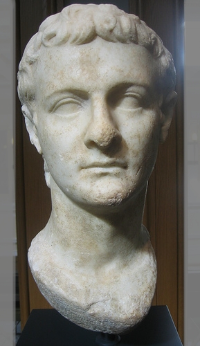 Caligula photo