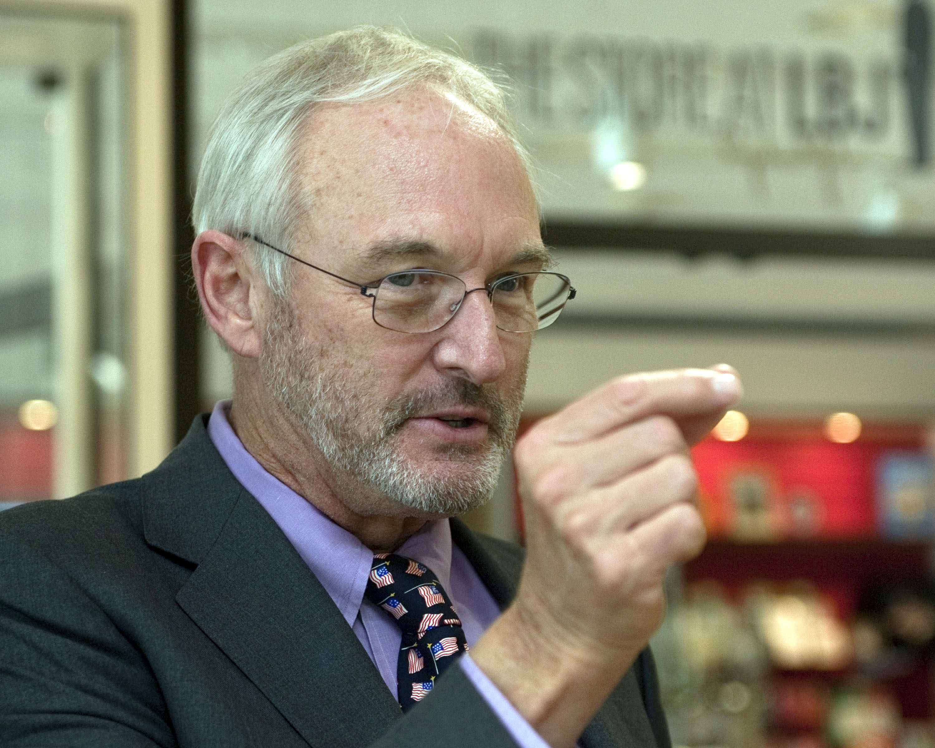 Christopher Buckley photo