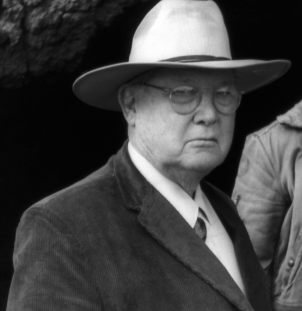 Erle Stanley Gardner photo