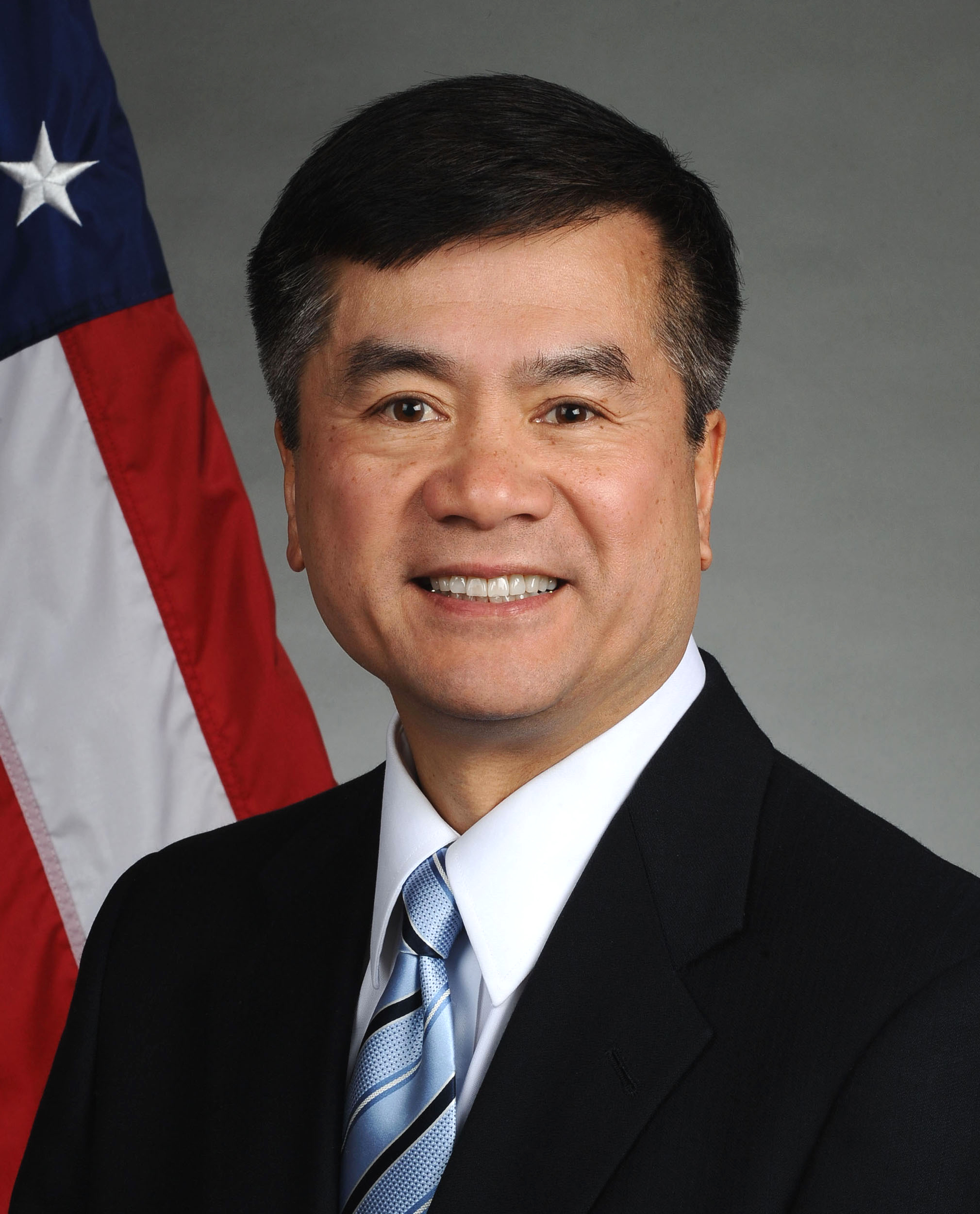 Gary Locke photo