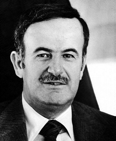 Hafez el-Assad photo