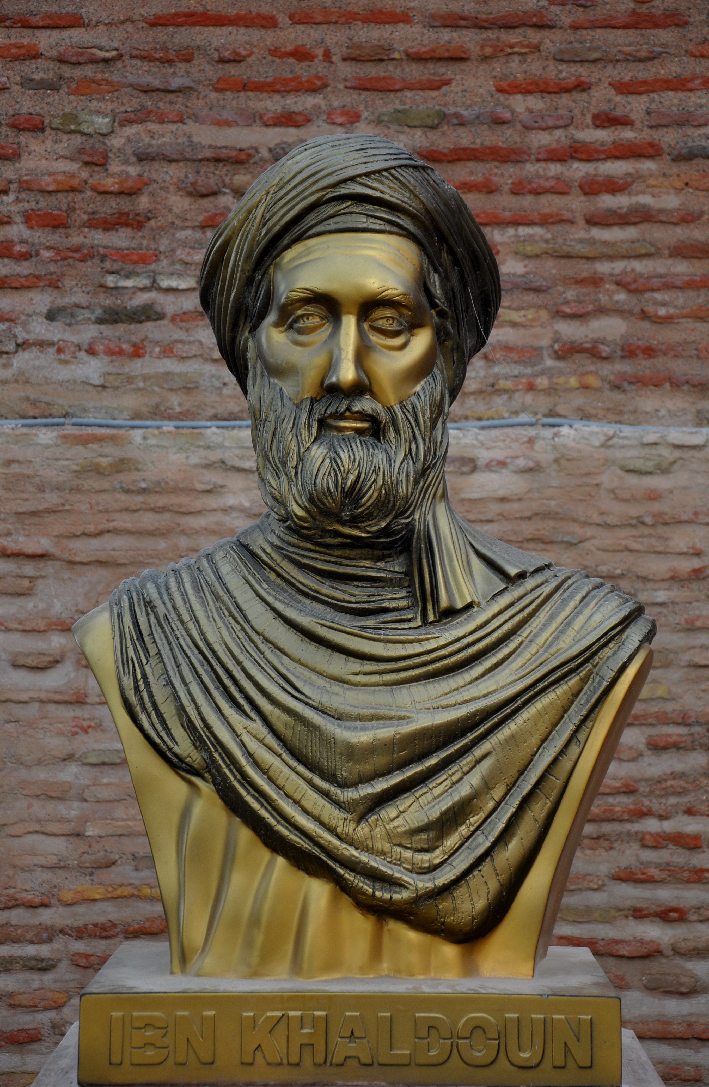 Ibn Khaldoun photo