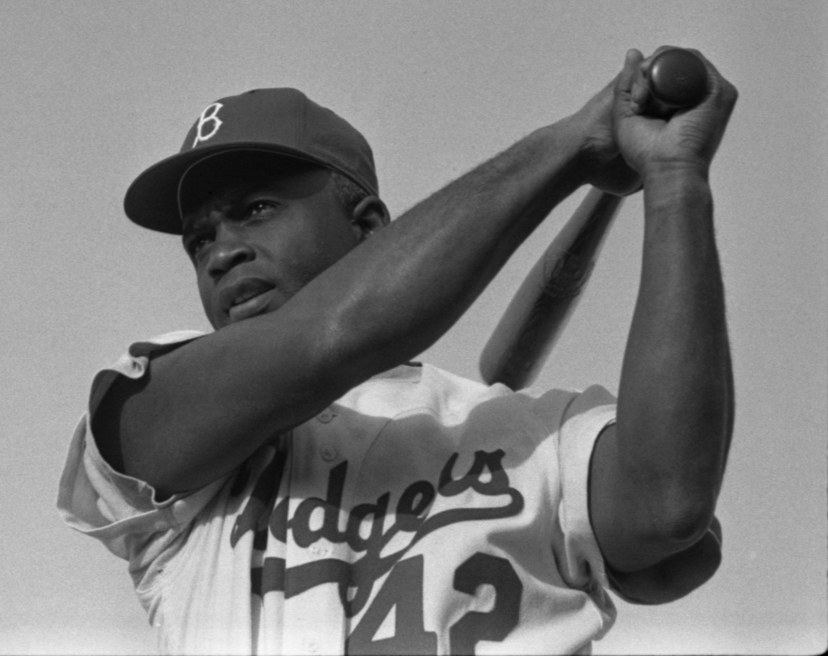 Jackie Robinson photo