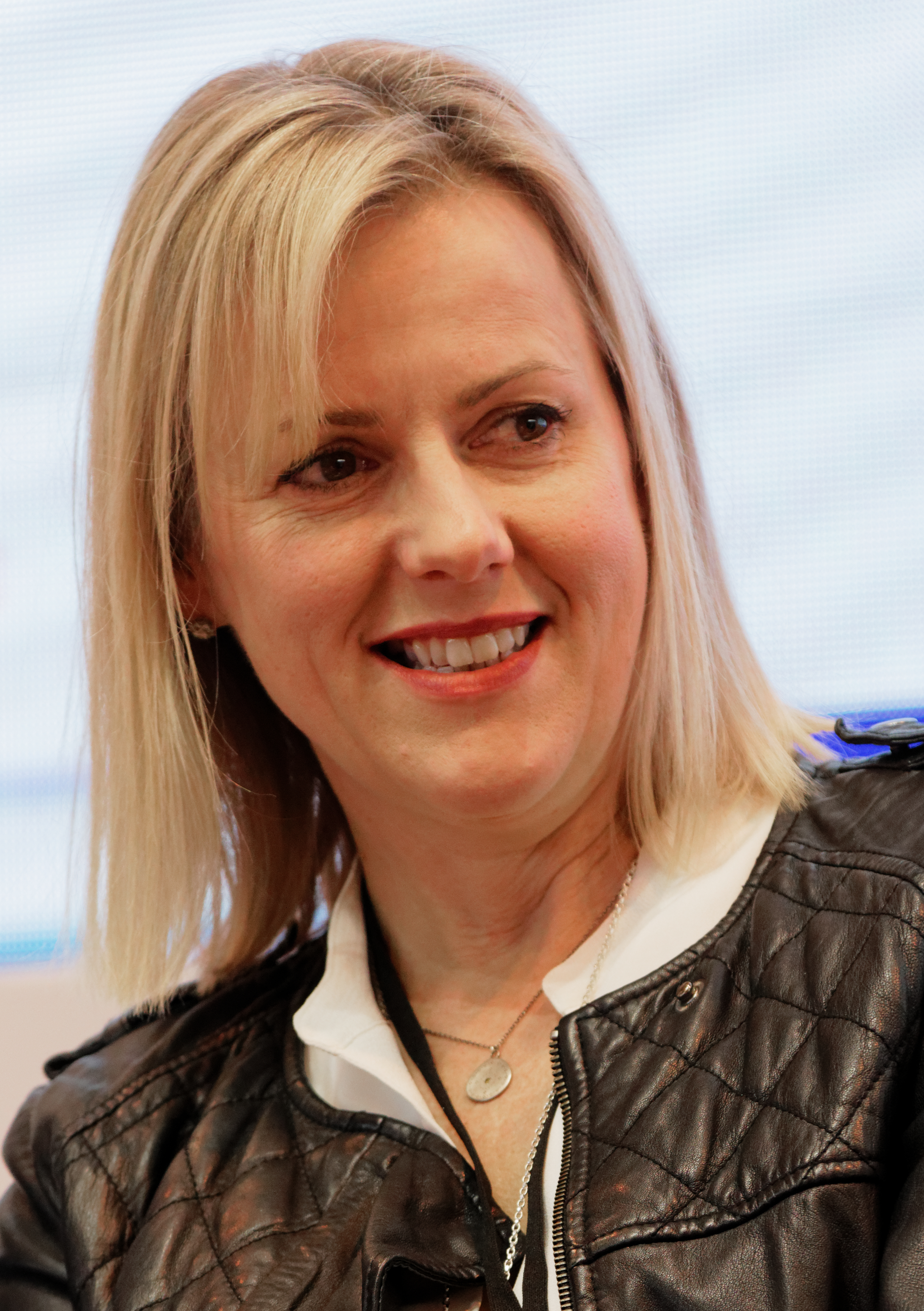 Jojo Moyes photo
