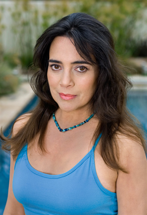 Julie Carmen photo