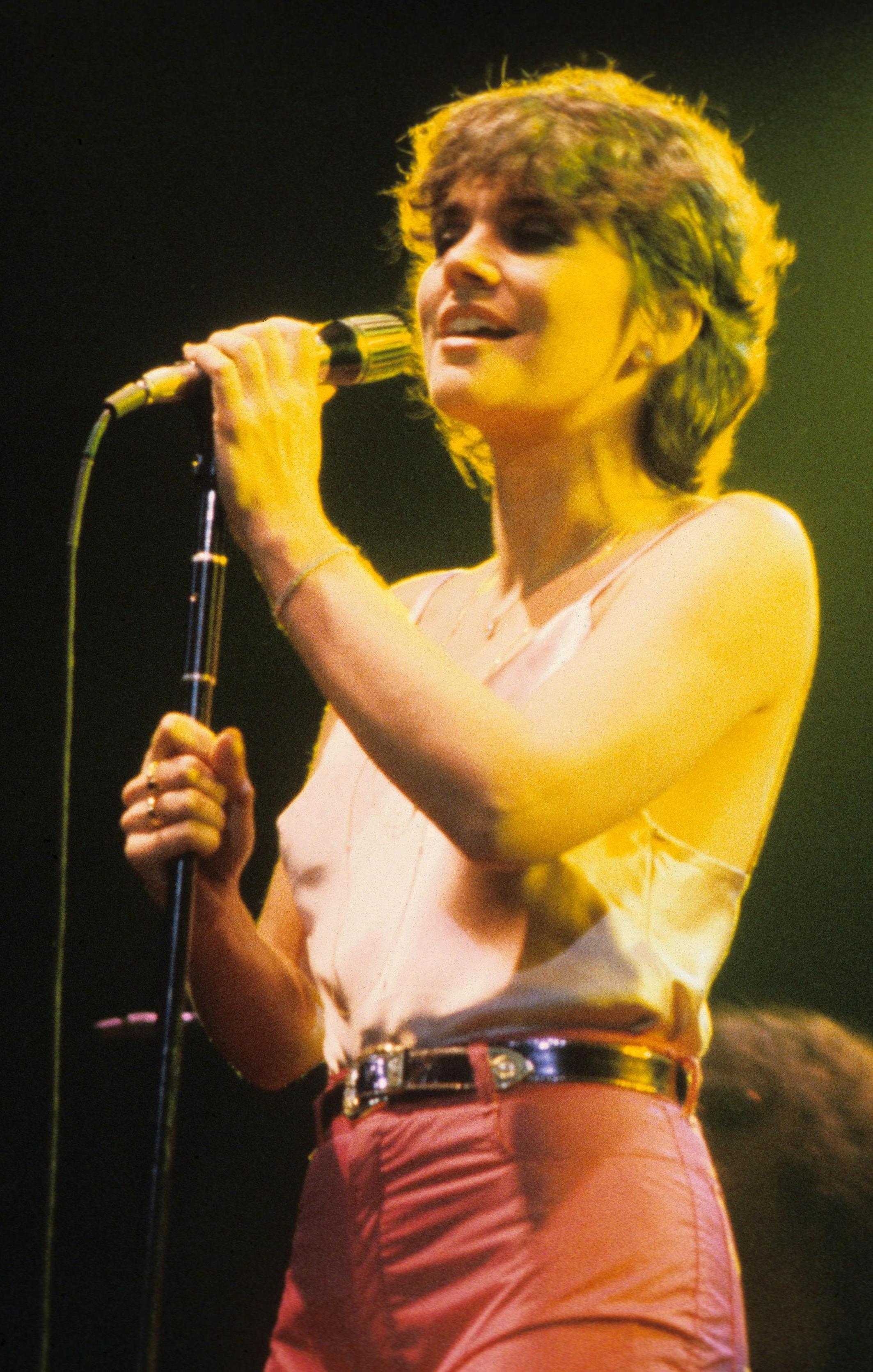 Linda Ronstadt photo