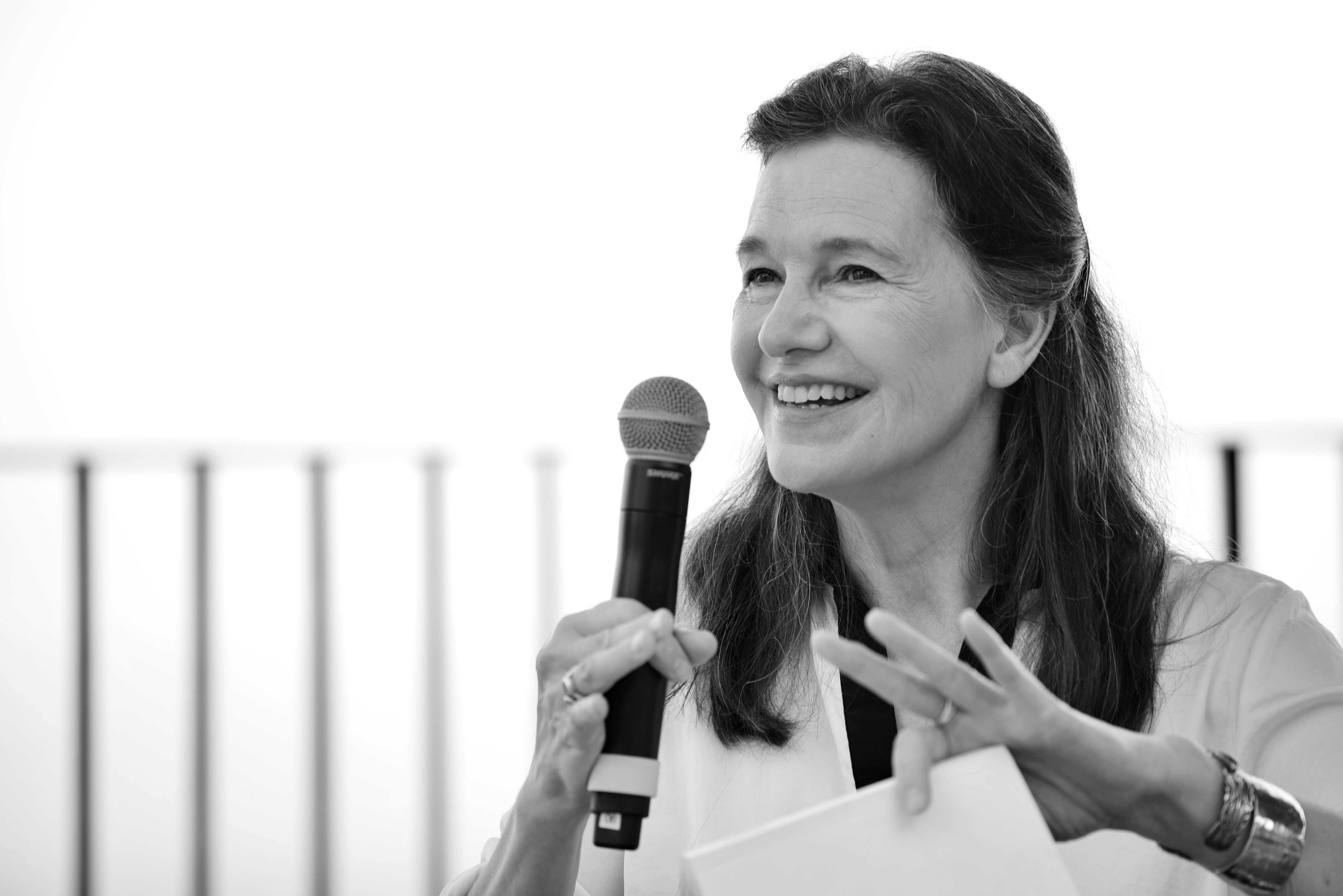 Louise Erdrich photo