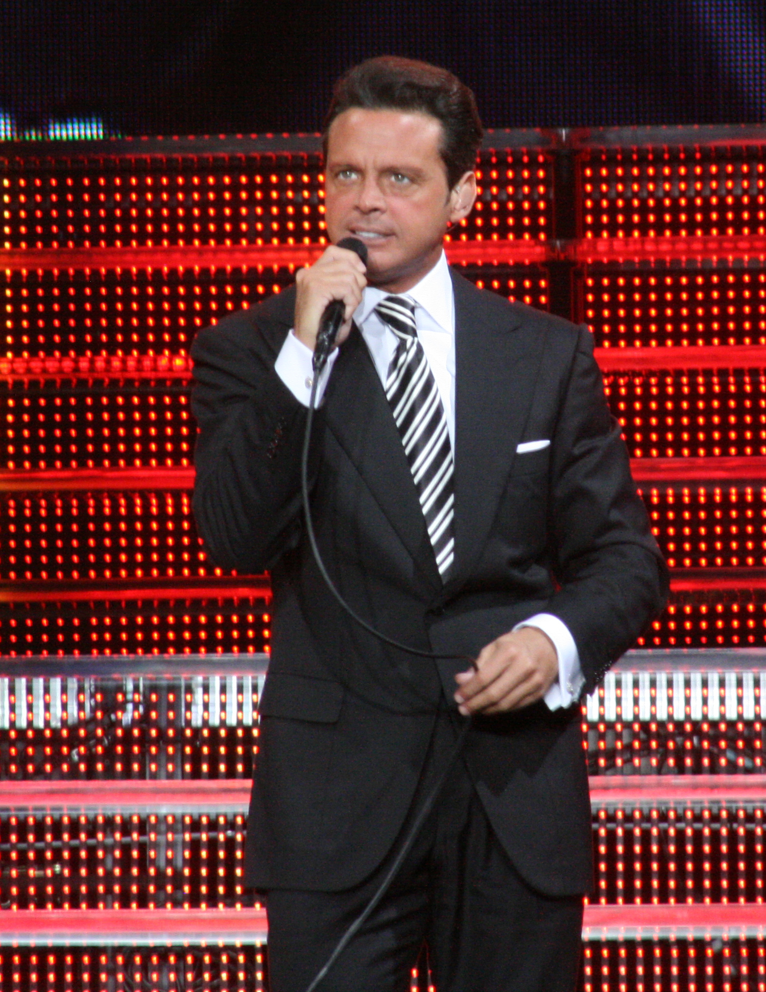 Luis Miguel photo