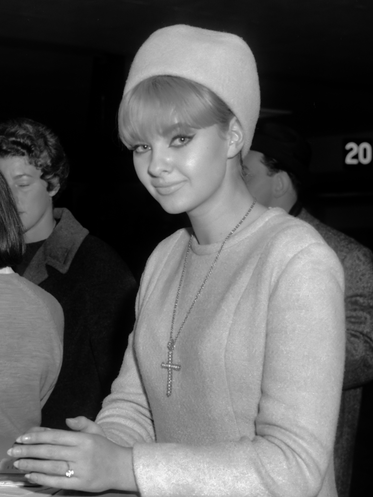 Mandy Rice-Davies photo
