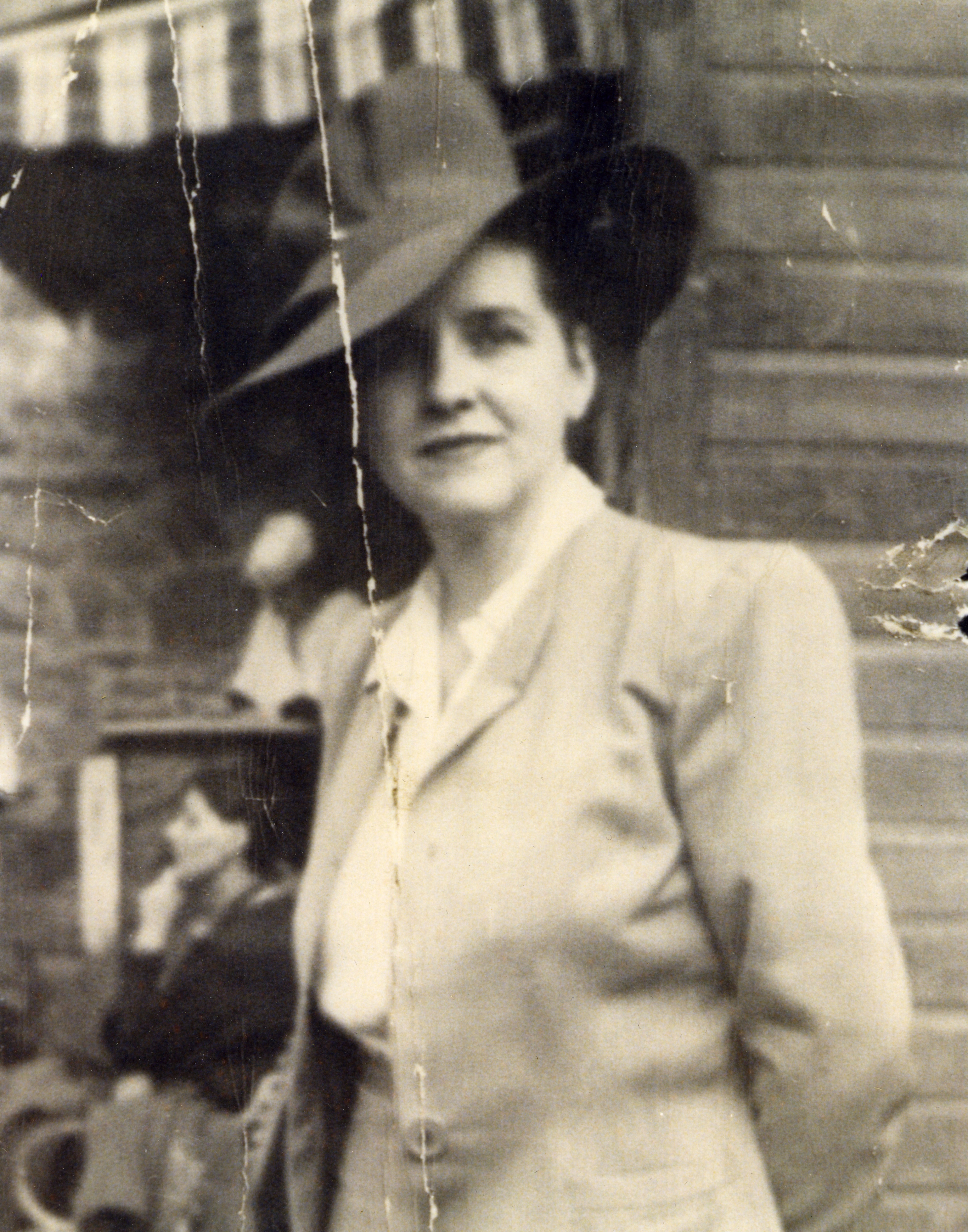 Mary Chase photo