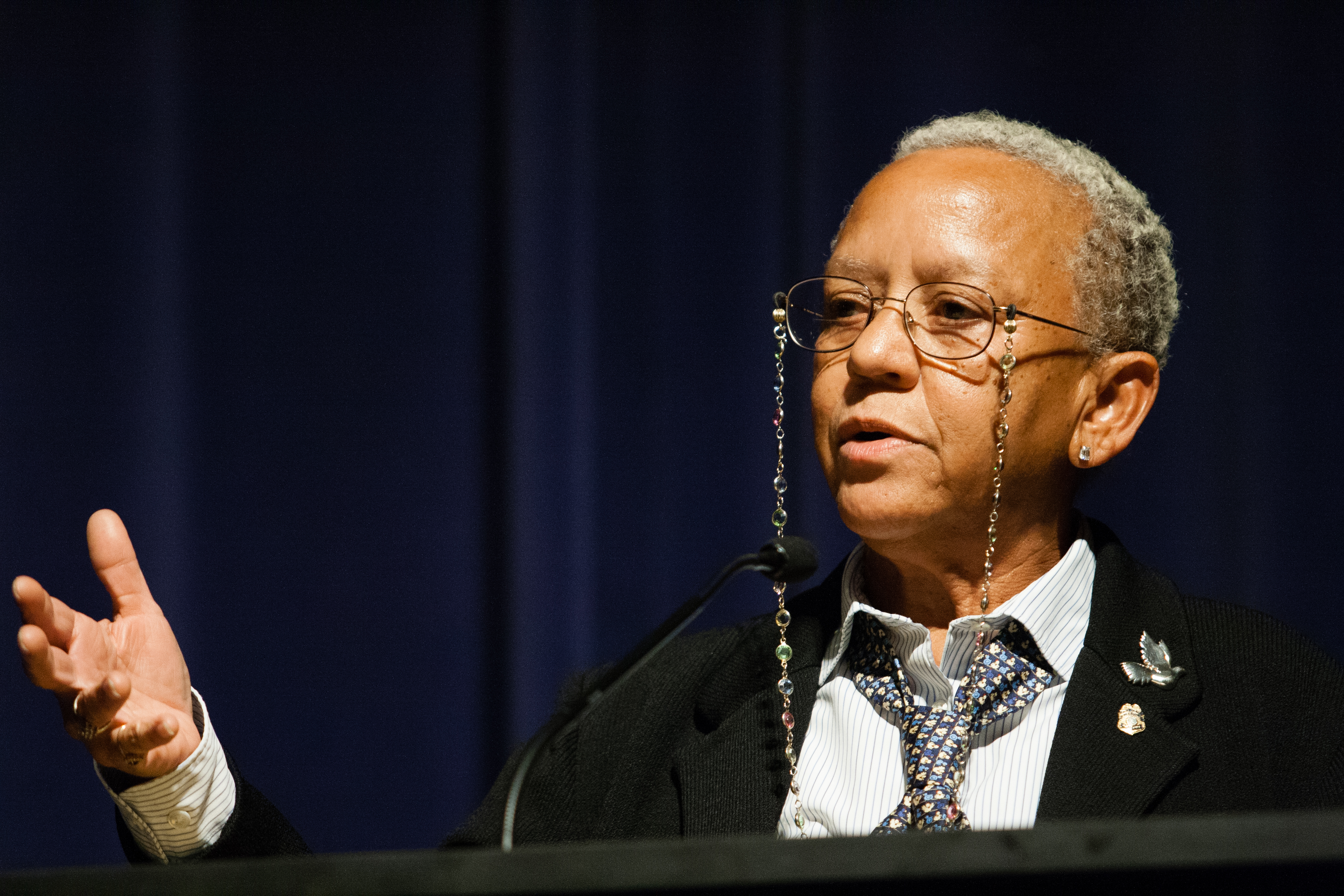 Nikki Giovanni photo