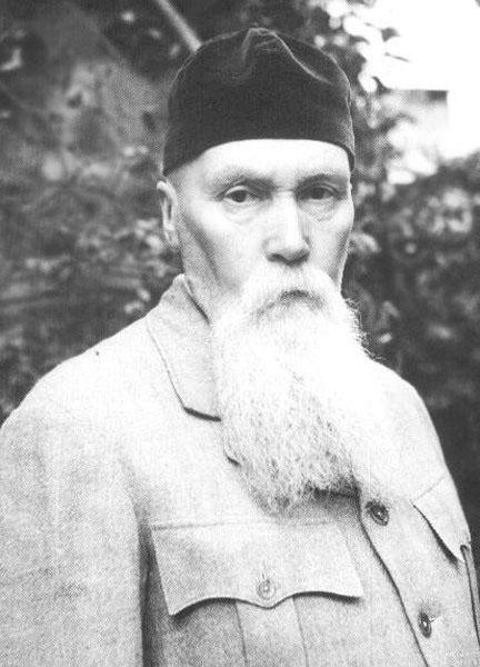 Nicolas Roerich photo