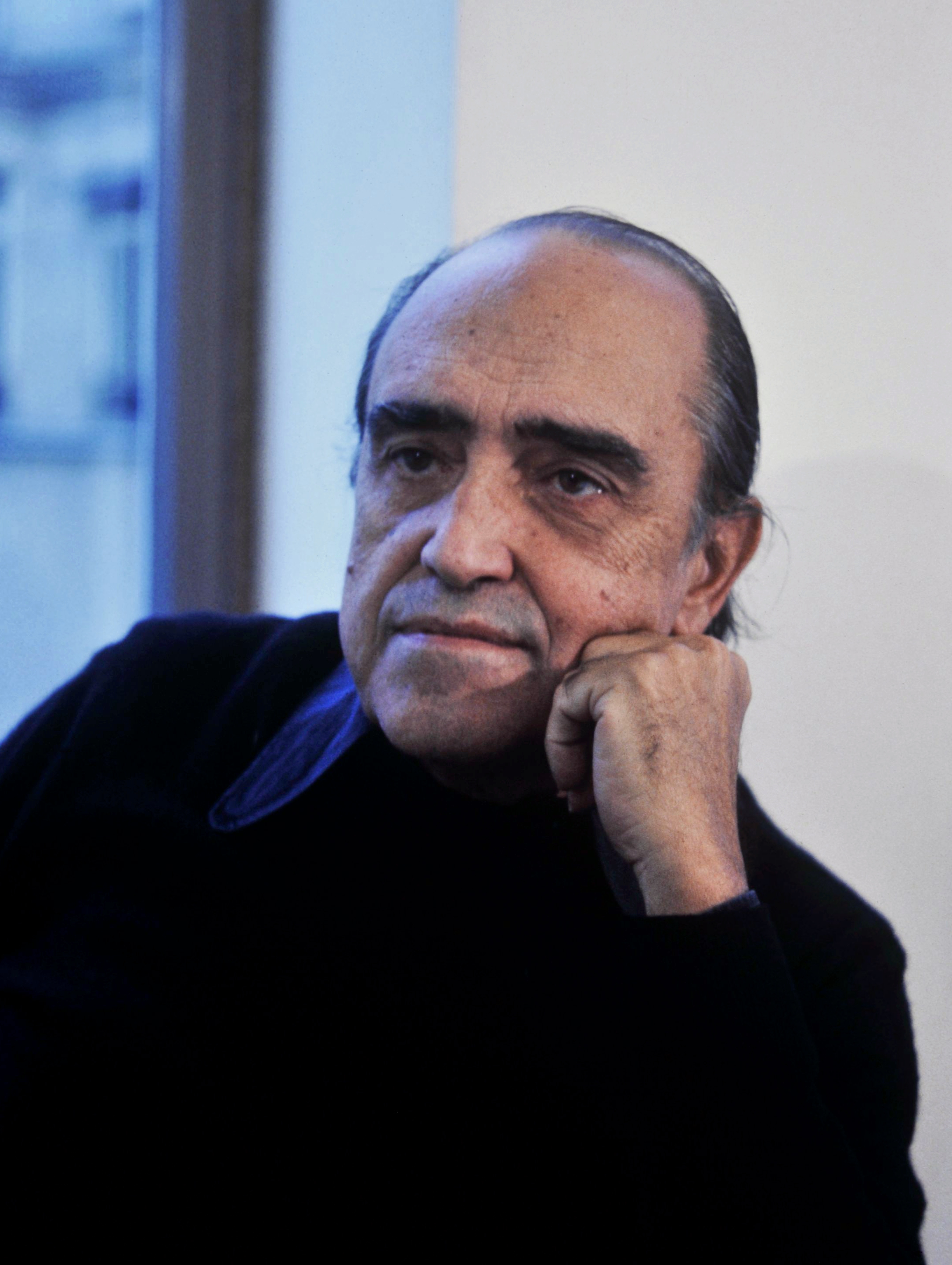 Oscar Niemeyer photo