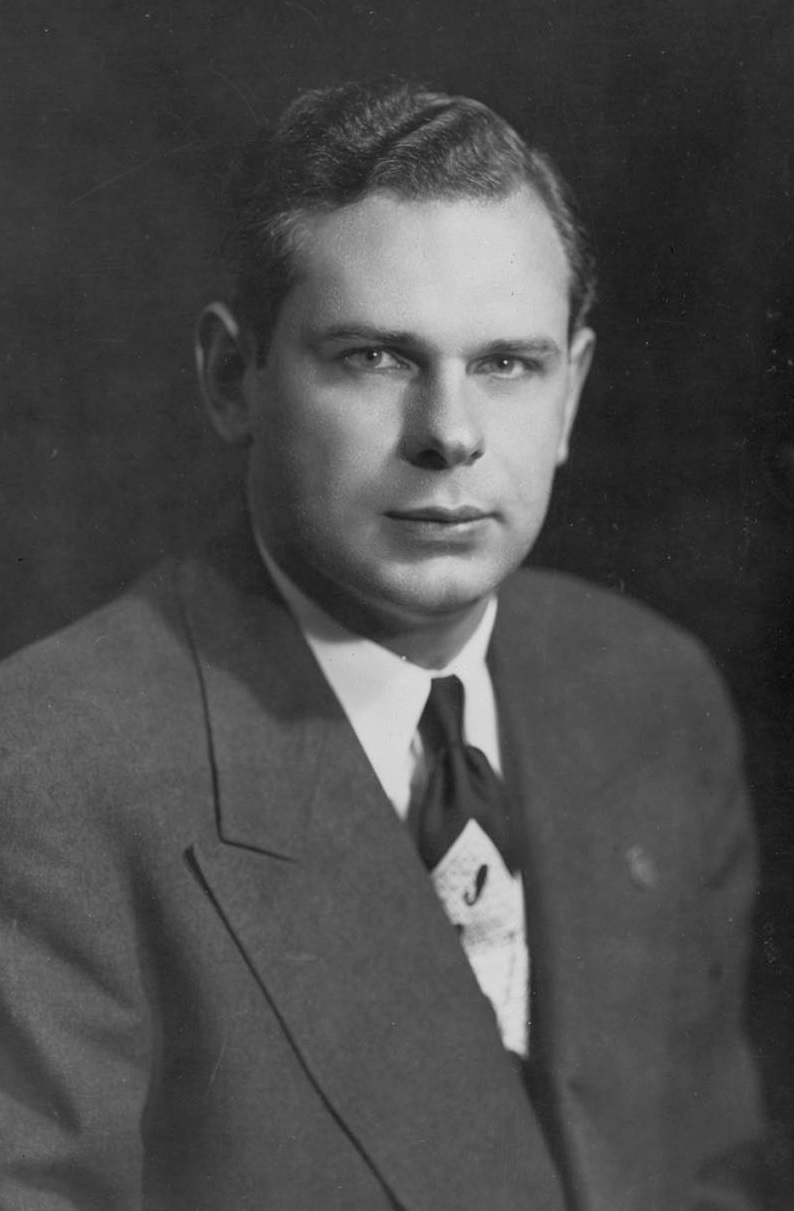 Paul Hellyer photo