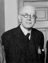 Ralph George Hawtrey photo