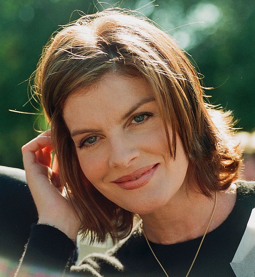 Rene Russo photo