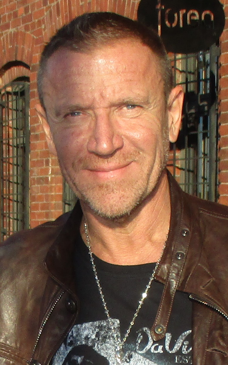 Renny Harlin photo