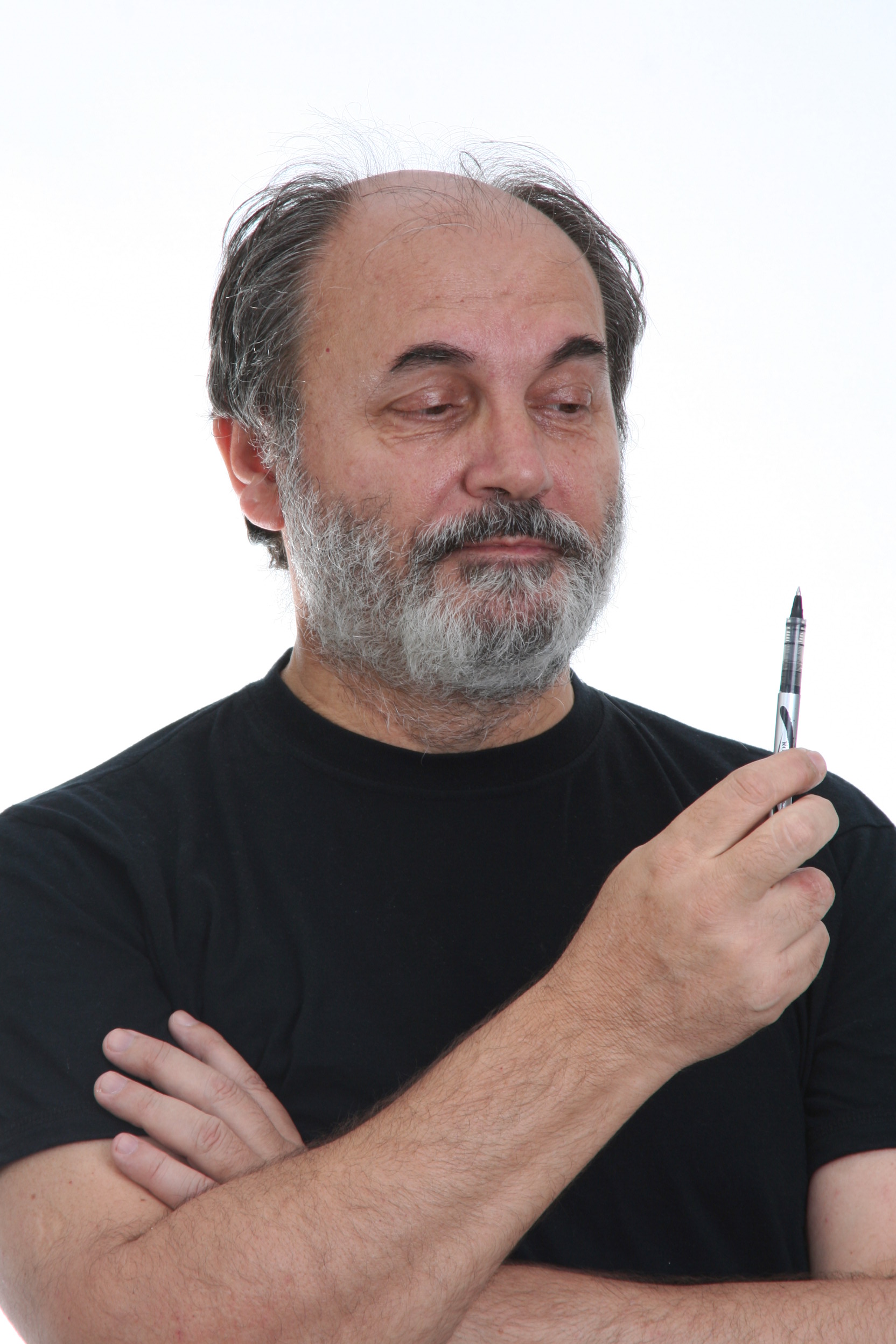 Tarık Günersel photo