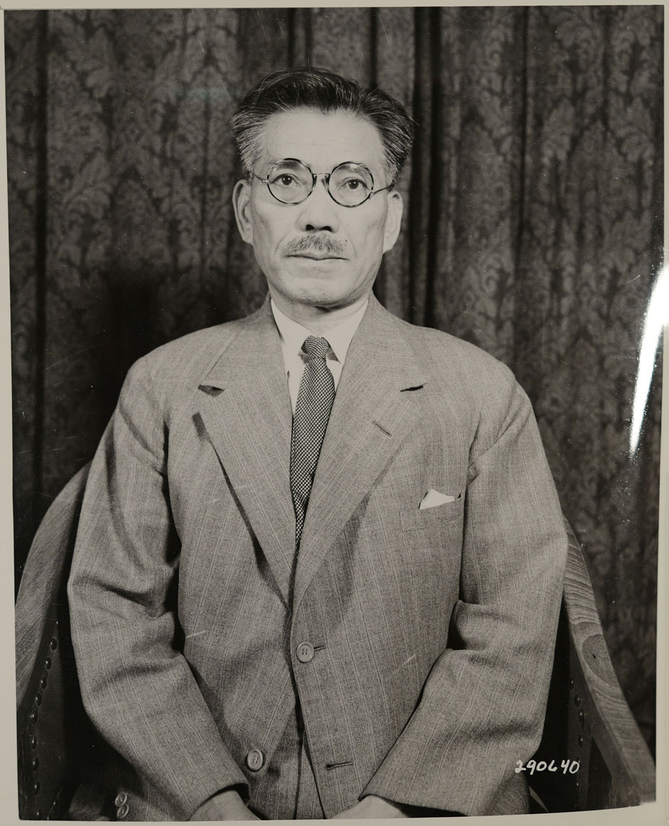 Toshio Shiratori photo