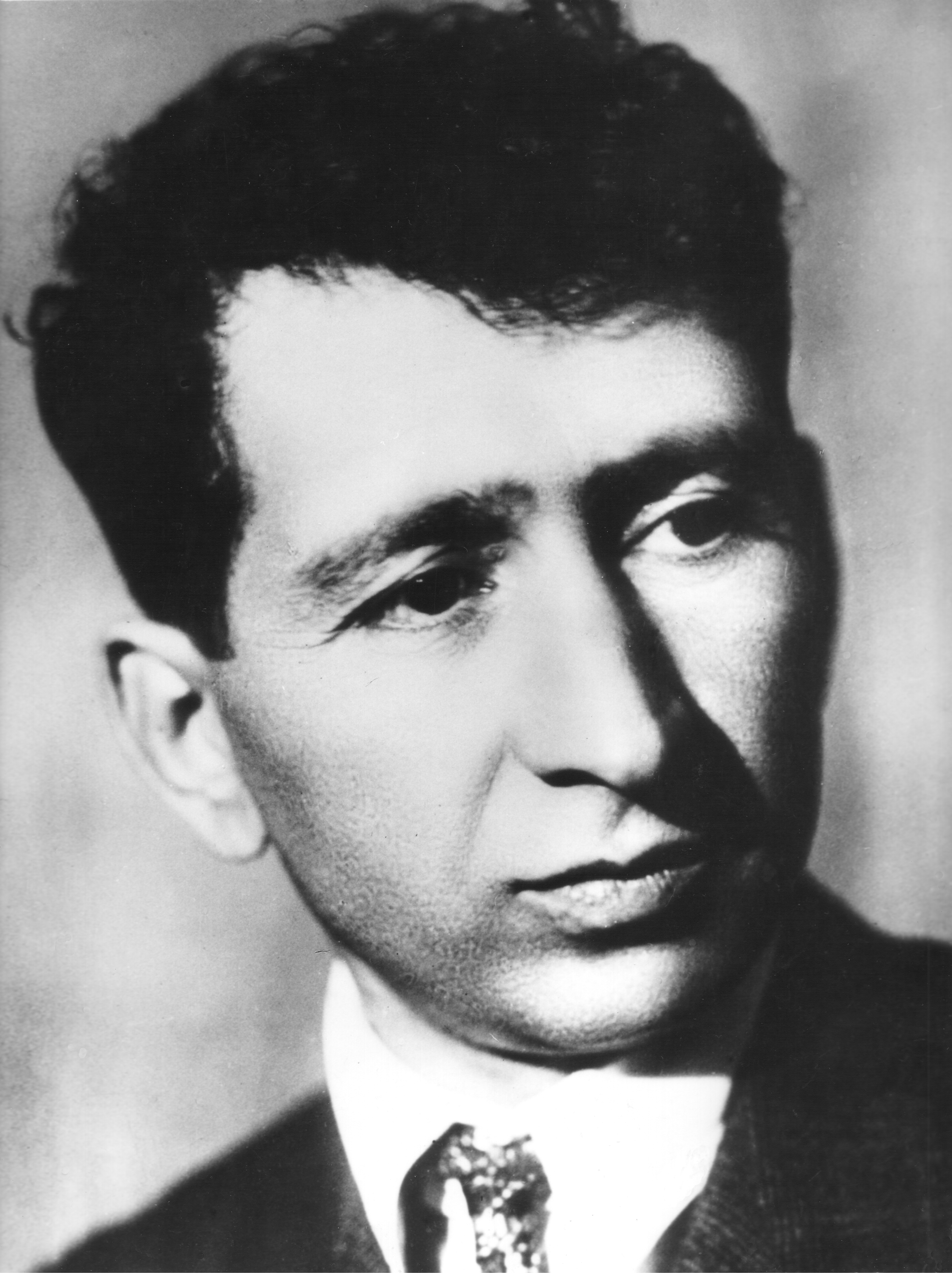 Yéghiché Tcharents photo